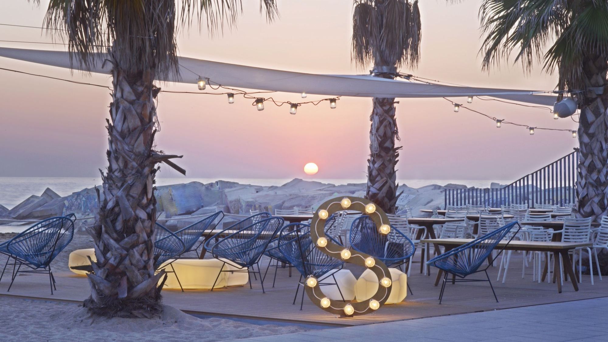 Eche un vistazo a nuestra galería de fotos Salt Restaurant & Beach